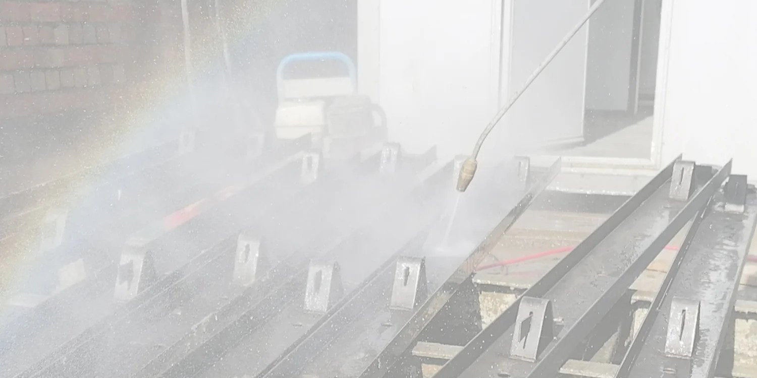 spraying protective coatings on to metal