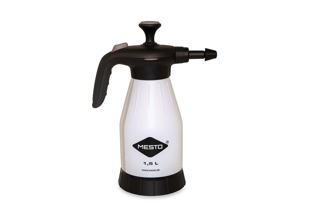 hand sprayer with 1.5 litre fill capacity and high resistance to alkaline based industrial chemicals