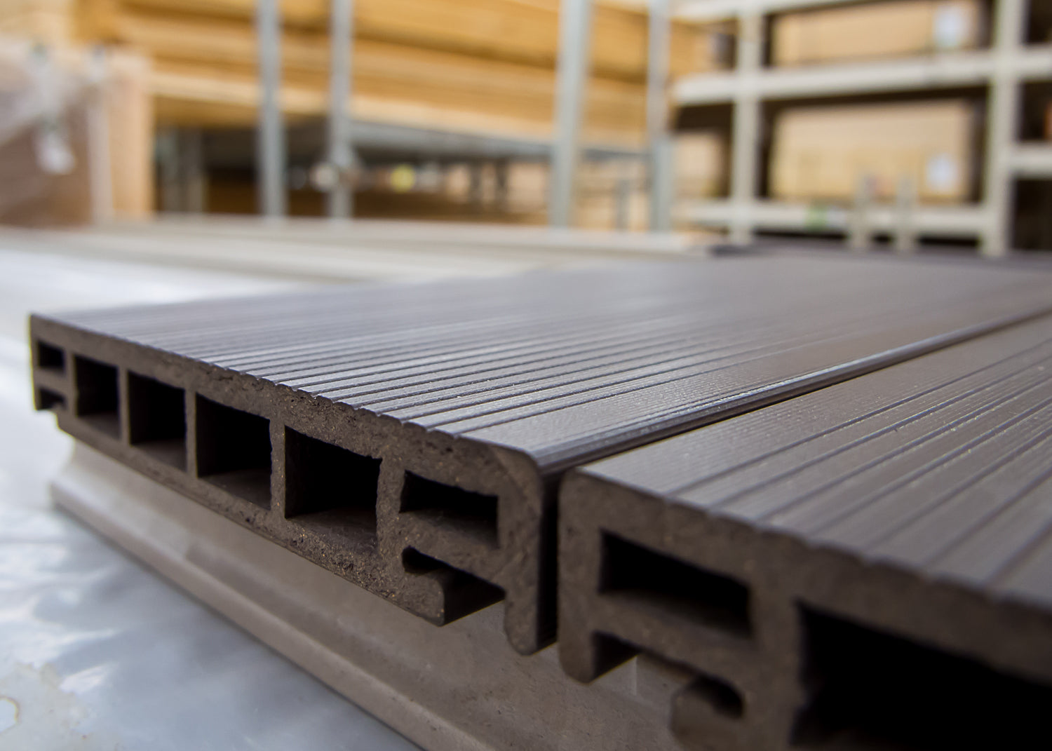 composite boards can be cleaned with Composite Cleaner HS